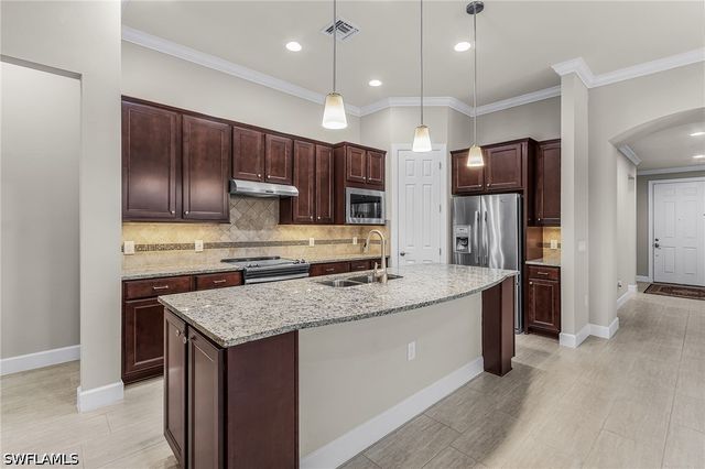 20557 Wilderness CT, Estero, FL 33928