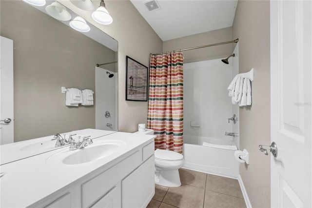 5064 TIDEVIEW CIRCLE 82, Orlando, FL 32819