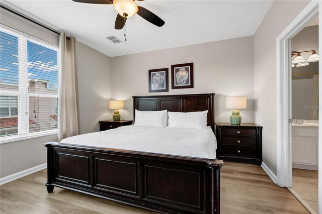 5064 TIDEVIEW CIRCLE 82, Orlando, FL 32819