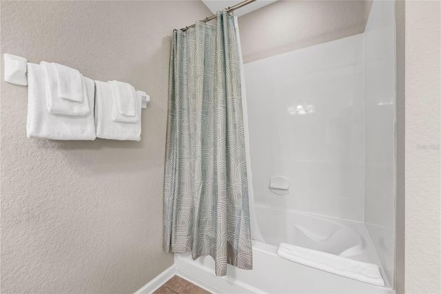 5064 TIDEVIEW CIRCLE 82, Orlando, FL 32819