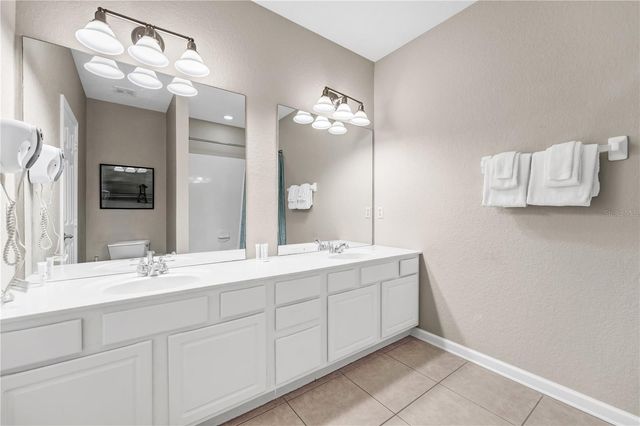 5064 TIDEVIEW CIRCLE 82, Orlando, FL 32819