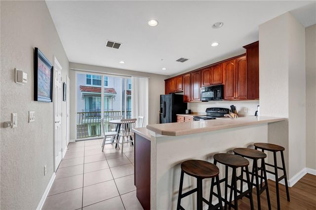 5064 TIDEVIEW CIRCLE 82, Orlando, FL 32819