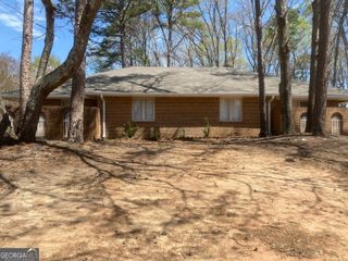 2585 Golfview Terrace SE, Conyers, GA 30013