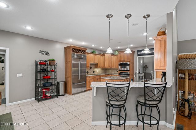 120 Valarian Drive, Crossville, TN 38558