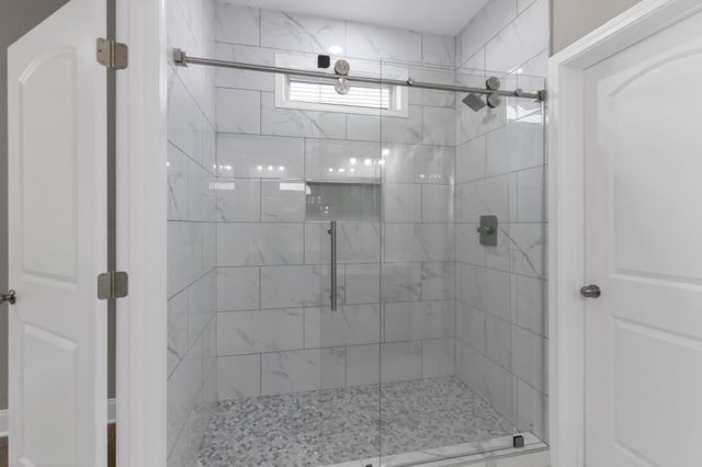 74 Mockingbird Ln, Paris, TN 38242