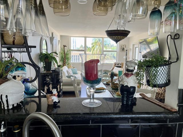 201 N Ocean Boulevard 302, Pompano Beach, FL 33062