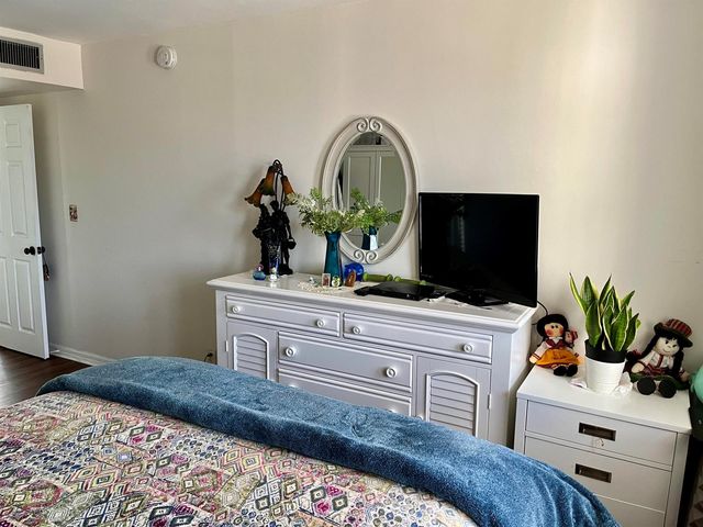 201 N Ocean Boulevard 302, Pompano Beach, FL 33062
