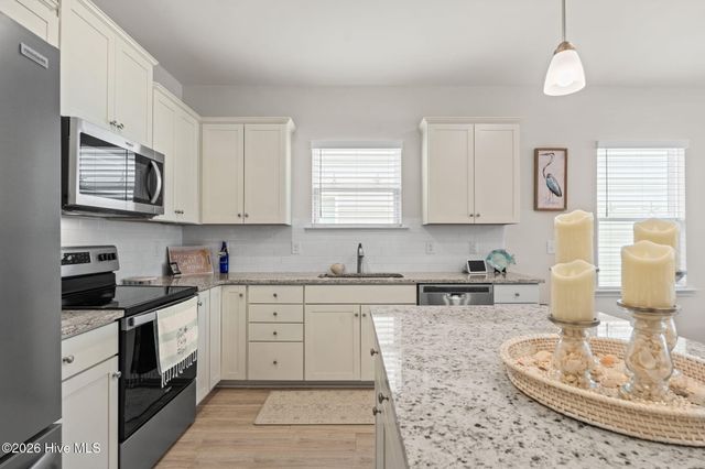 9414 Barnstormer Drive, Calabash, NC 28467
