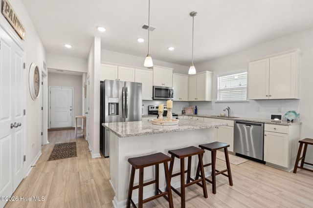 9414 Barnstormer Drive, Calabash, NC 28467