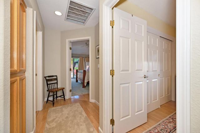 11761 Graeagle Ln, Auburn, CA 95602