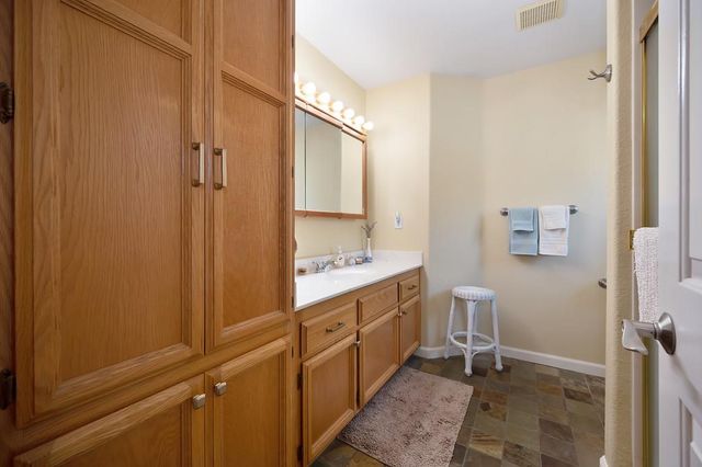 11761 Graeagle Ln, Auburn, CA 95602
