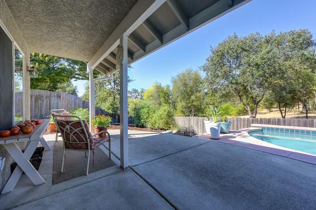 11761 Graeagle Ln, Auburn, CA 95602