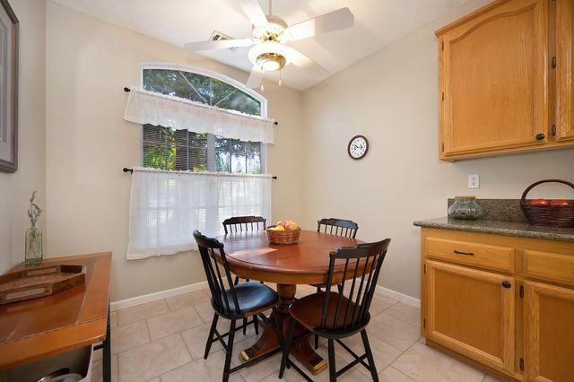 11761 Graeagle Ln, Auburn, CA 95602