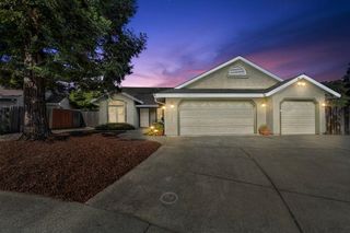11761 Graeagle Ln, Auburn, CA 95602