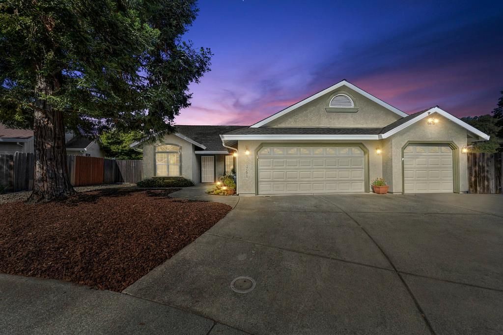 11761 Graeagle Ln, Auburn, CA 95602