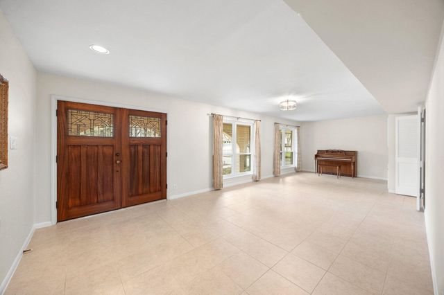 11204 Deadoak LN, Austin, TX 78759