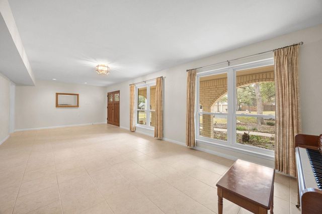 11204 Deadoak LN, Austin, TX 78759