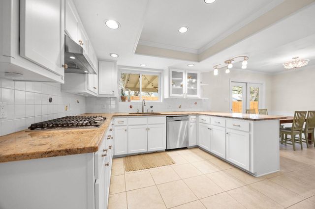 11204 Deadoak LN, Austin, TX 78759