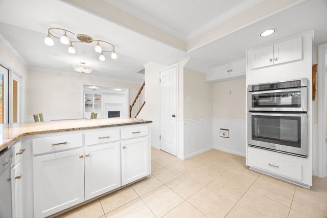 11204 Deadoak LN, Austin, TX 78759