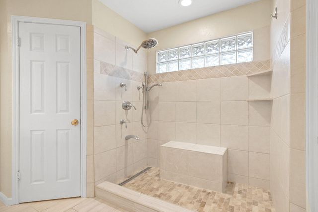 11204 Deadoak LN, Austin, TX 78759