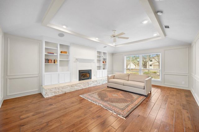 11204 Deadoak LN, Austin, TX 78759