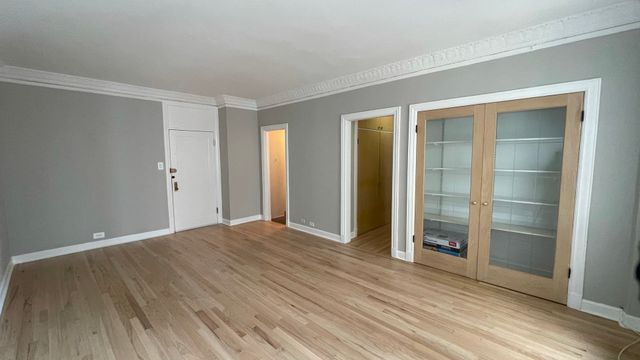 6101 N SHERIDAN Road 9H, Chicago, IL 60660