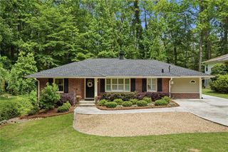 1850 Fern Creek Lane NE, Atlanta, GA 30329