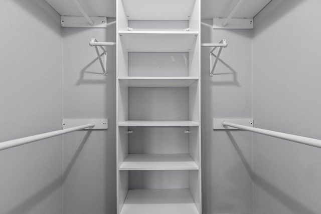 3225 N ABENDROTH STREET, Appleton, WI 54914