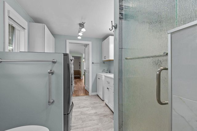 3225 N ABENDROTH STREET, Appleton, WI 54914