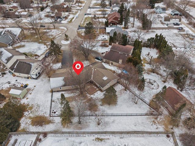 3225 N ABENDROTH STREET, Appleton, WI 54914