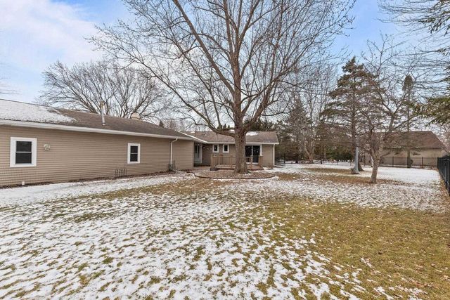 3225 N ABENDROTH STREET, Appleton, WI 54914