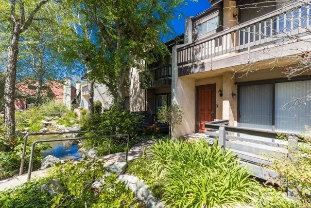 21900 Marylee Street 277, Woodland Hills, CA 91367