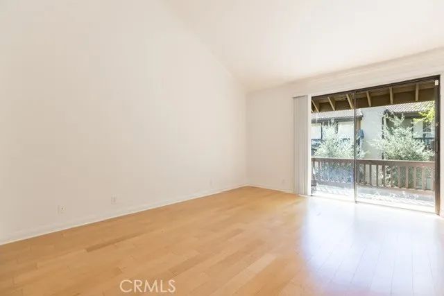 21900 Marylee Street 277, Woodland Hills, CA 91367