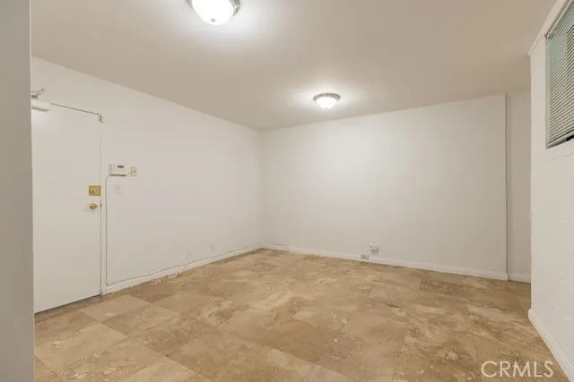 21900 Marylee Street 277, Woodland Hills, CA 91367