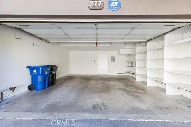 21900 Marylee Street 277, Woodland Hills, CA 91367