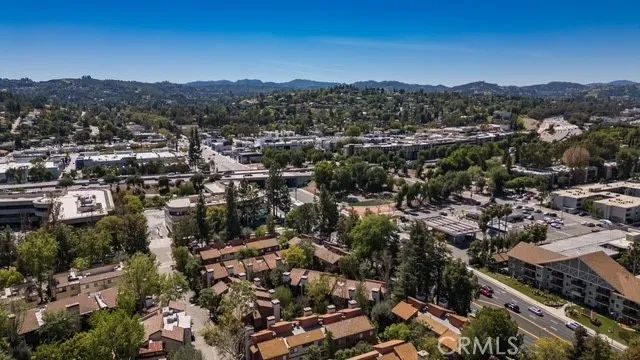 21900 Marylee Street 277, Woodland Hills, CA 91367