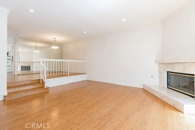 21900 Marylee Street 277, Woodland Hills, CA 91367