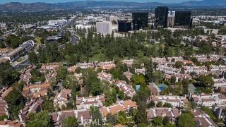 21900 Marylee Street 277, Woodland Hills, CA 91367