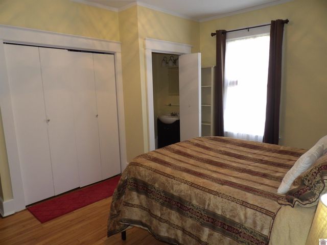 307 S 25th St, Paducah, KY 42003