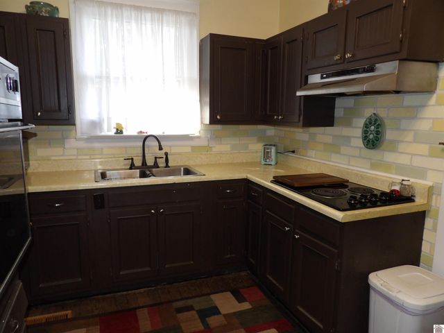 307 S 25th St, Paducah, KY 42003