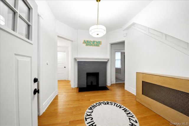 50 S 7th Avenue, Mount Vernon, NY 10550