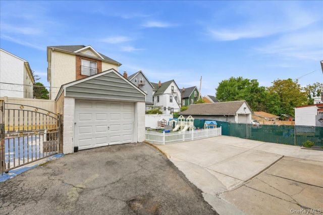 50 S 7th Avenue, Mount Vernon, NY 10550