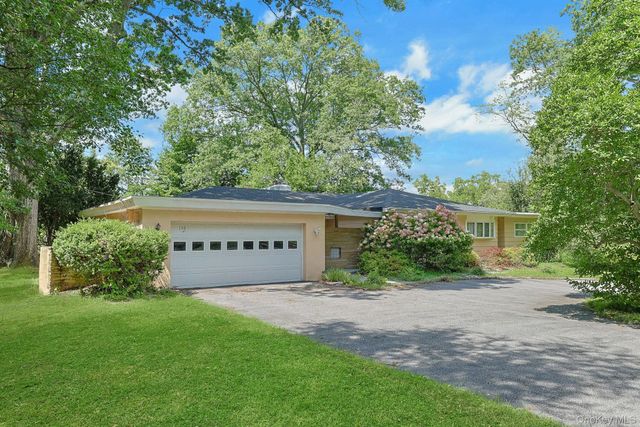 130 Apple Lane Drive, Middletown, NY 10940