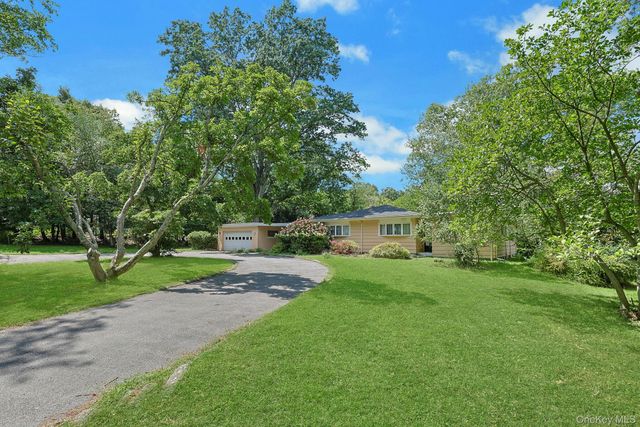 130 Apple Lane Drive, Middletown, NY 10940