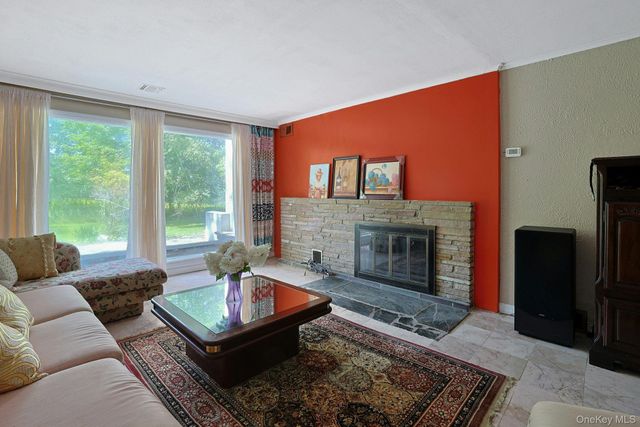 130 Apple Lane Drive, Middletown, NY 10940