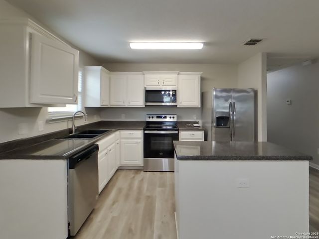 11443 Coral, San Antonio, TX 78252