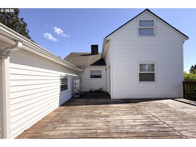 414 W 20TH St, Vancouver, WA 98660