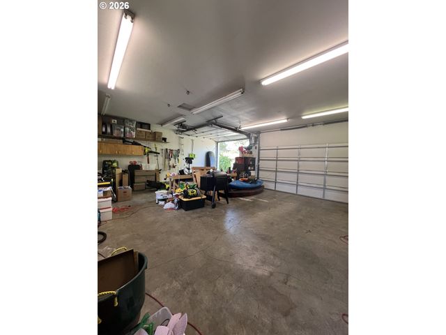 414 W 20TH St, Vancouver, WA 98660