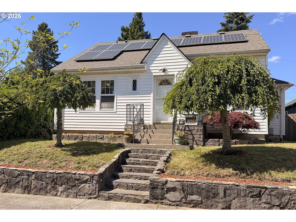 414 W 20TH St, Vancouver, WA 98660
