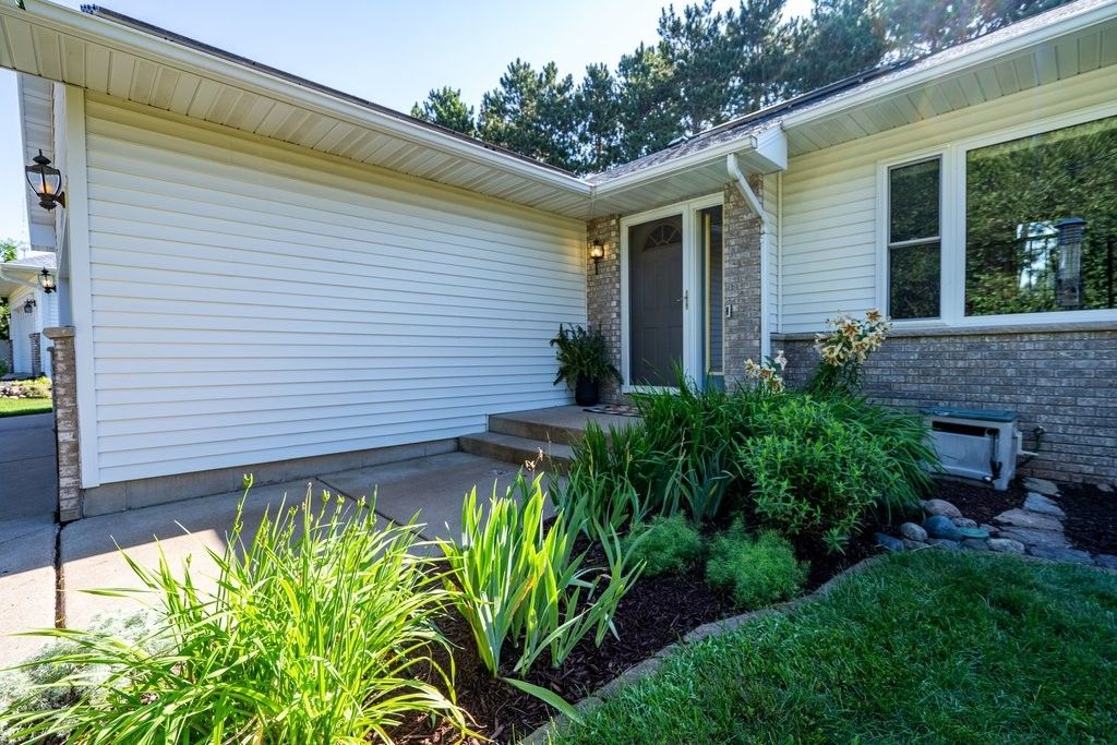 Image 37 of property listing at 4309 Pine Meadow Drive, Eau Claire, WI 54701